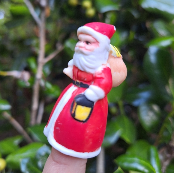 Miniature Santa Porcelain Mini Enesco Tiny Santa Clause Curio Stocking Stuffers - Picture 8 of 12